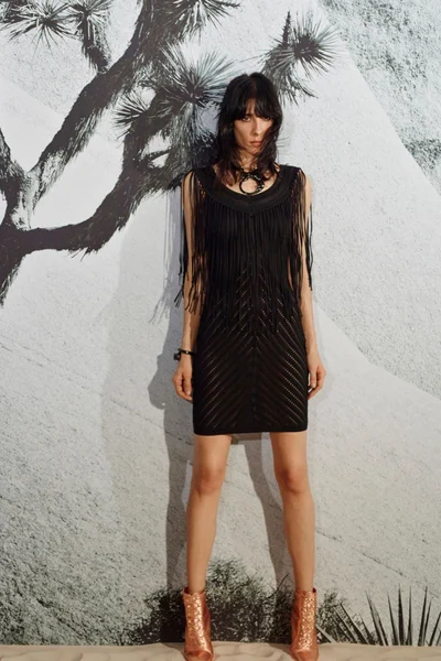 Look 30